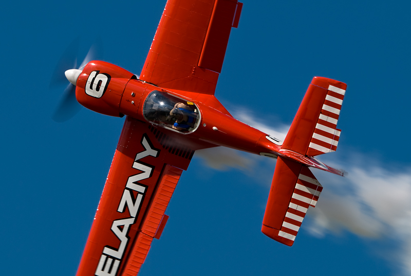 35_MPL_Grupa Zelazny na Zlin Z-50LS.jpg